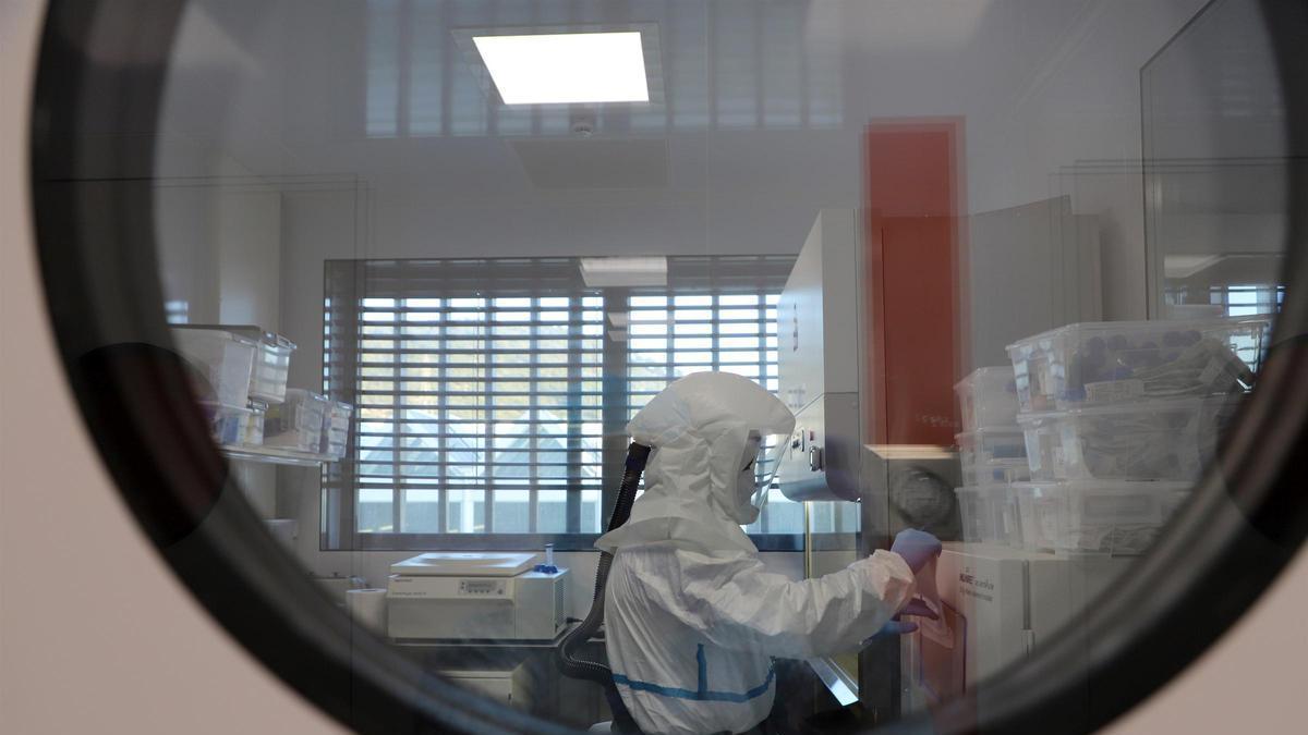 薬剤の組み合わせは、最もよく使用される初期治療の HIV に対する有効性と同等です