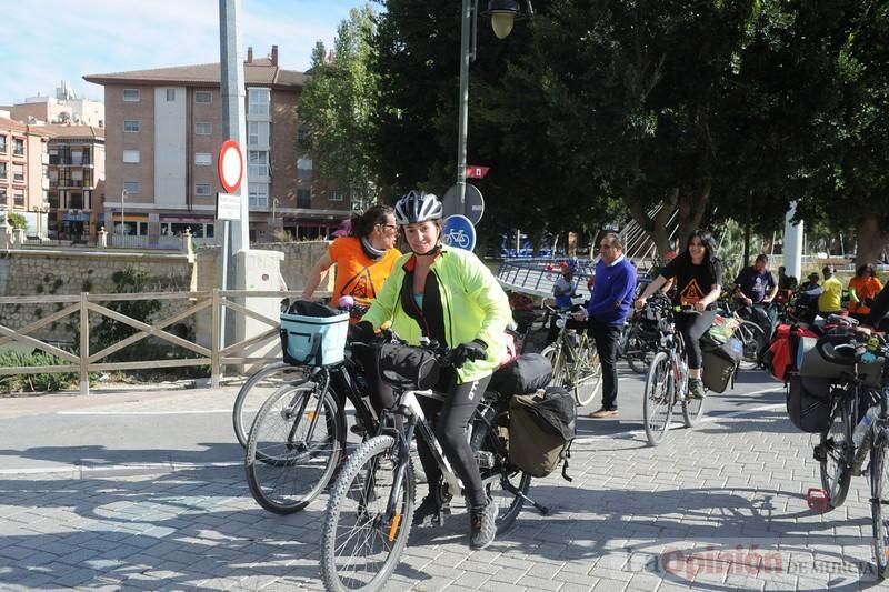 Protesta en bicicleta contra el fracking