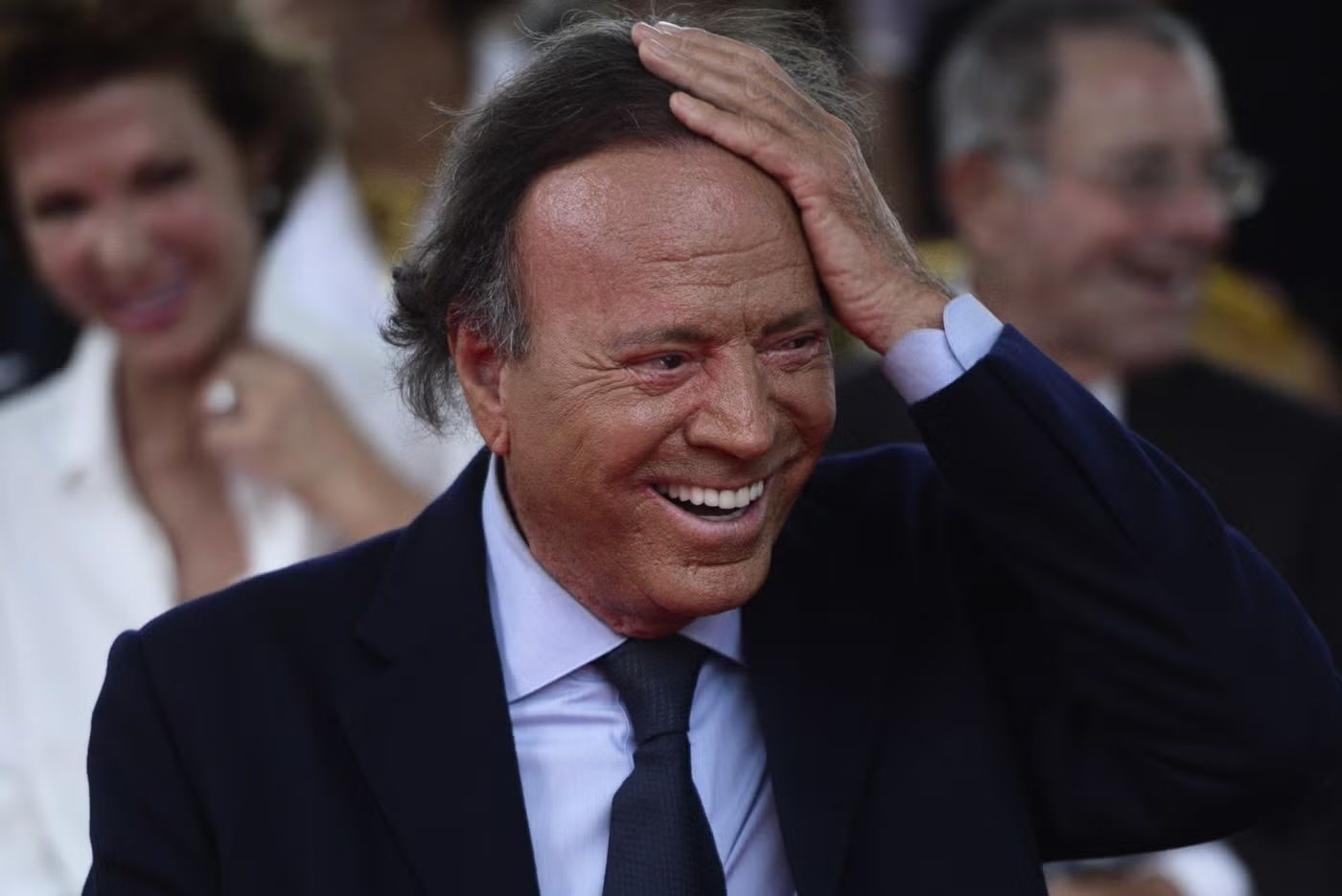 Julio Iglesias rompe su silencio tras las demandas por acoso sexual