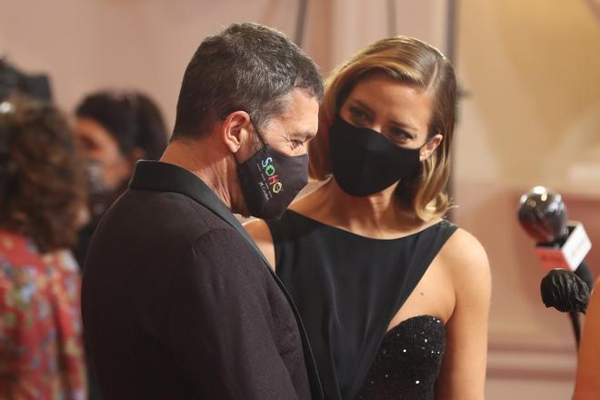 Antonio Banderas y María Casado en la gala de los Goya 2021