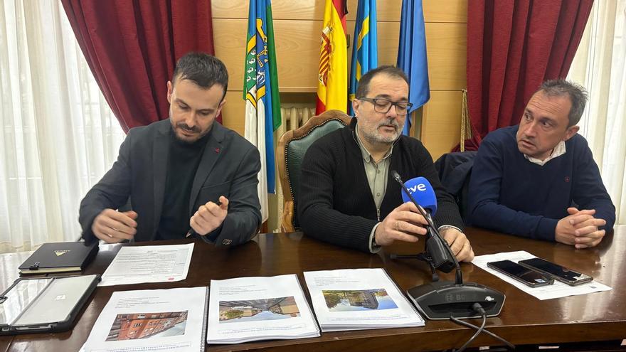 El Principado cambiará las ventanas de 41 viviendas sociales de Ciaño y Riaño: &quot;Era muy necesario&quot;