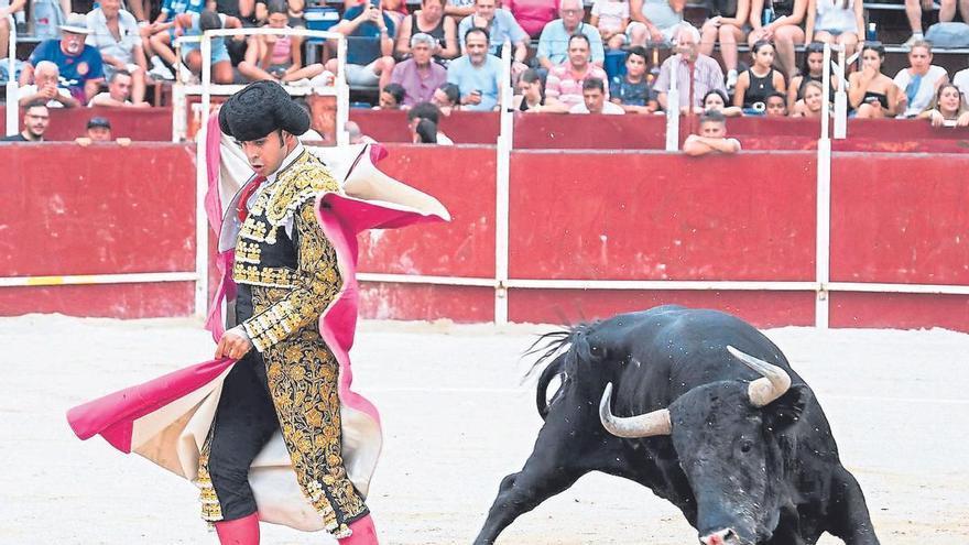 Orejas para Valera y avisos para García