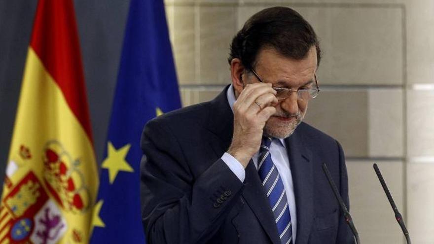 Rajoy: &quot;La consulta no se va a celebrar y apelo a la responsabilidad de Mas para no violentar la ley&quot;