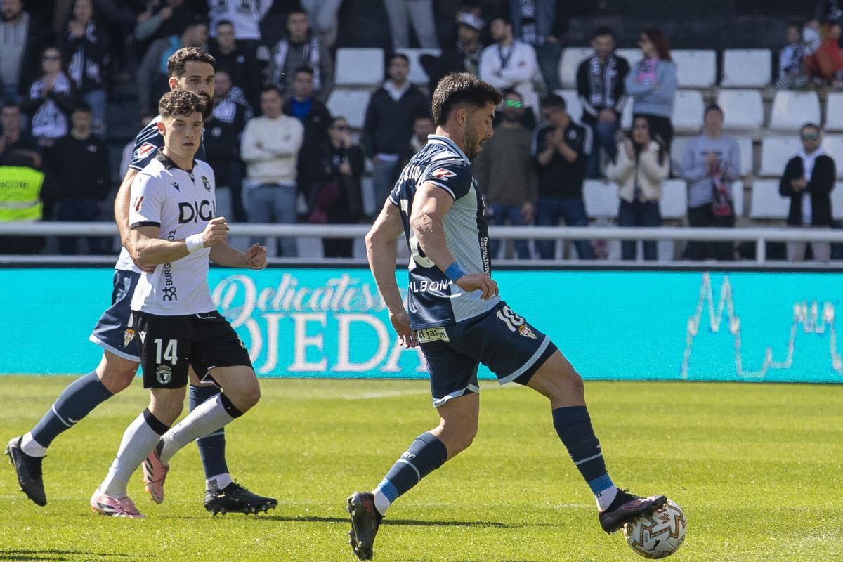 Burgos-Córdoba CF | Las imágenes del partido de LaLiga Hypermotion