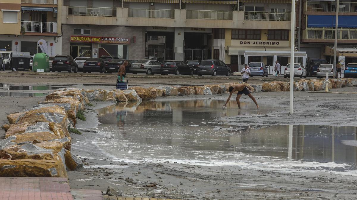 Una de las zonas de Gran Playa cerca de donde actuará el Ayuntamiento de Santa Pola