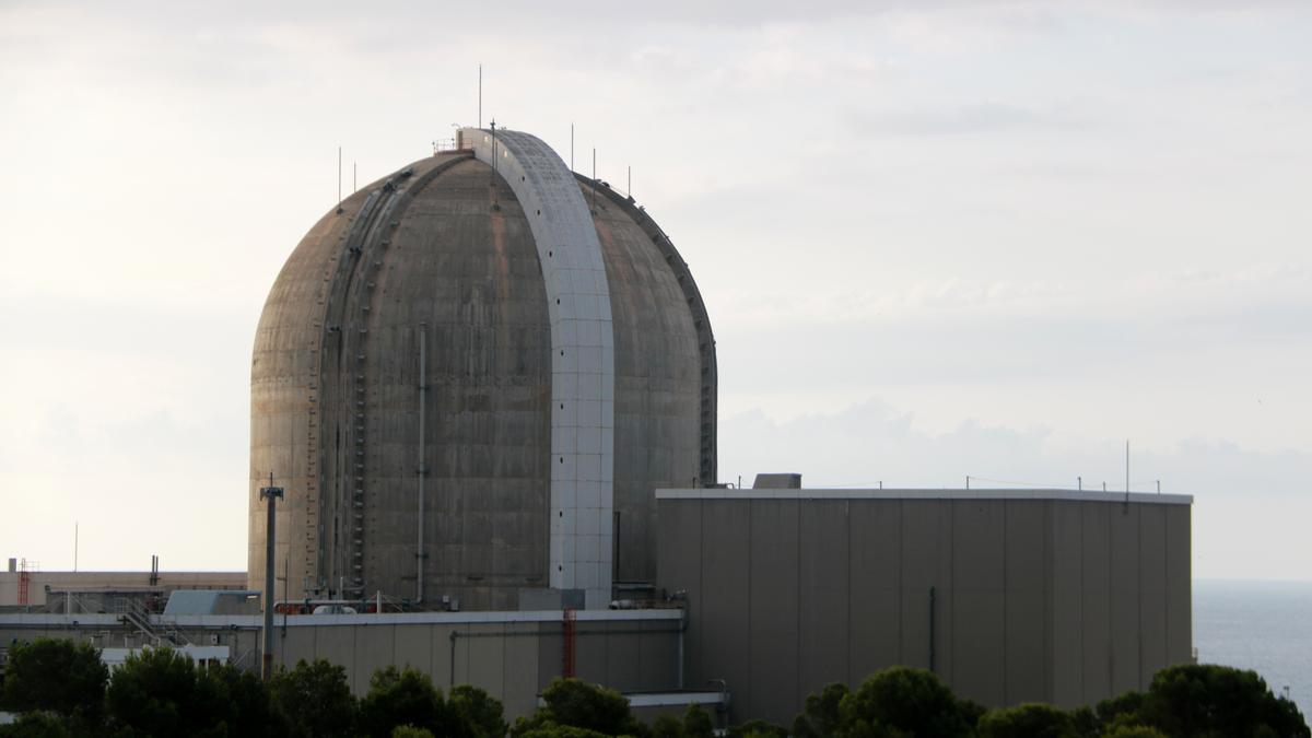 Imatge de la central nuclear de Vandellòs, al terme municipal de Vandellòs i l&#039;Hospitalet de l&#039;Infant