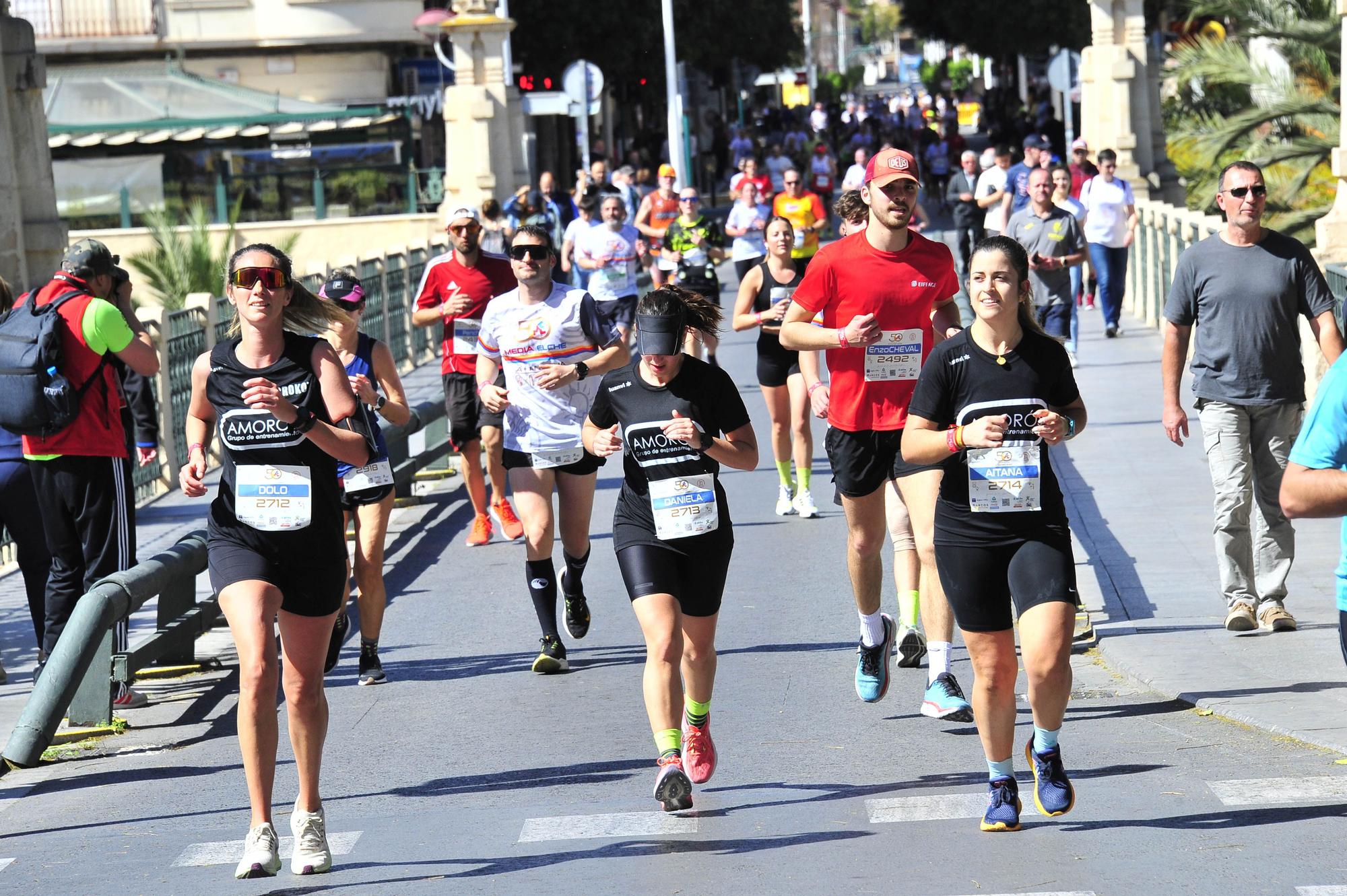 Un Medio Maratón de Elche marcado por el calor