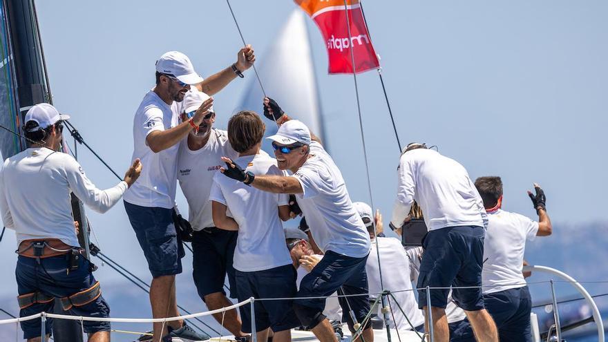 Intenso sabor canario en las victorias de Soho y Nadir en la Copa del Rey de Vela