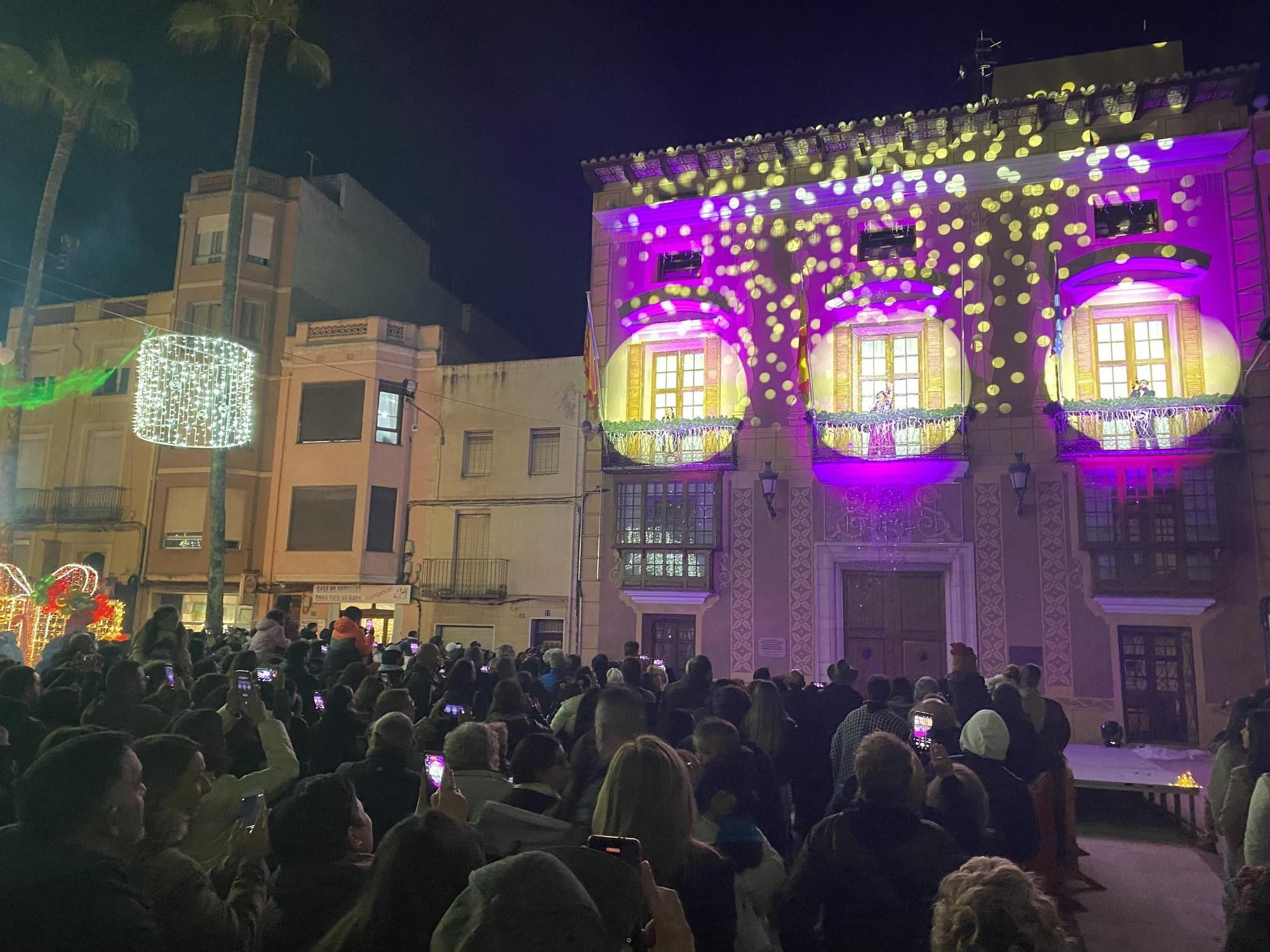 Las fotos del encendido de las luces de Navidad en Benicarló