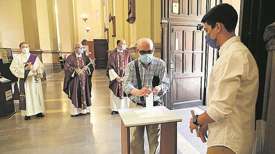 Emotivo &#039;in memoriam&#039; en la concatedral de Castelló