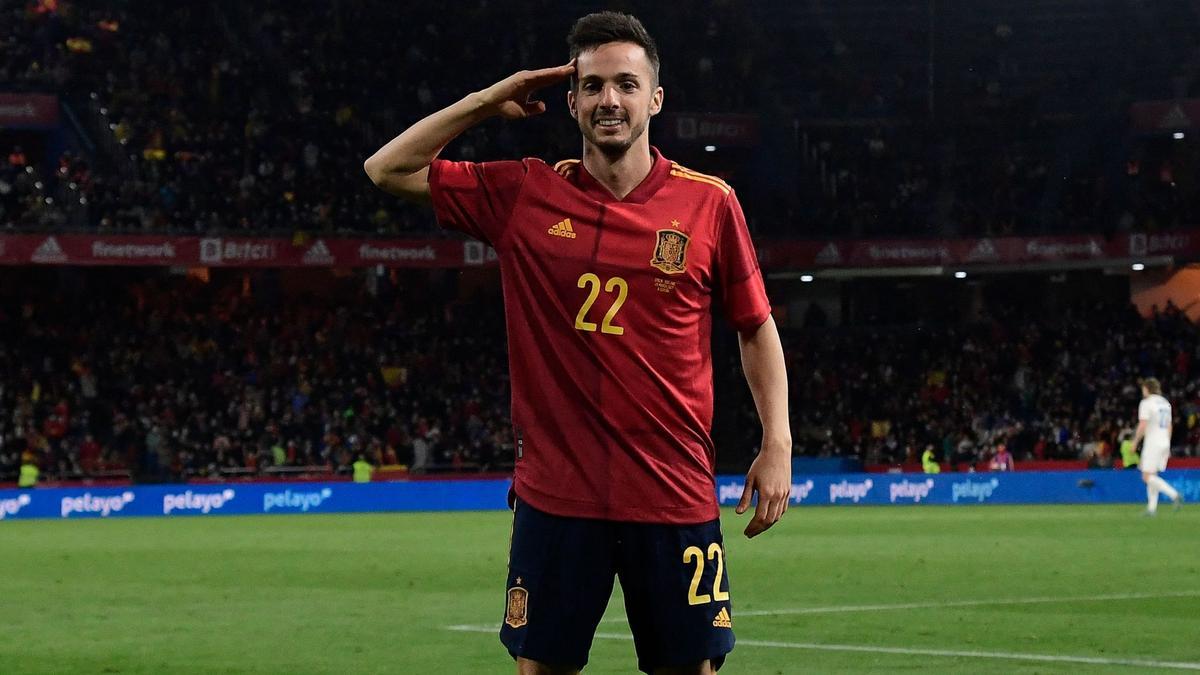 Sarabia celebra un gol ante Islandia