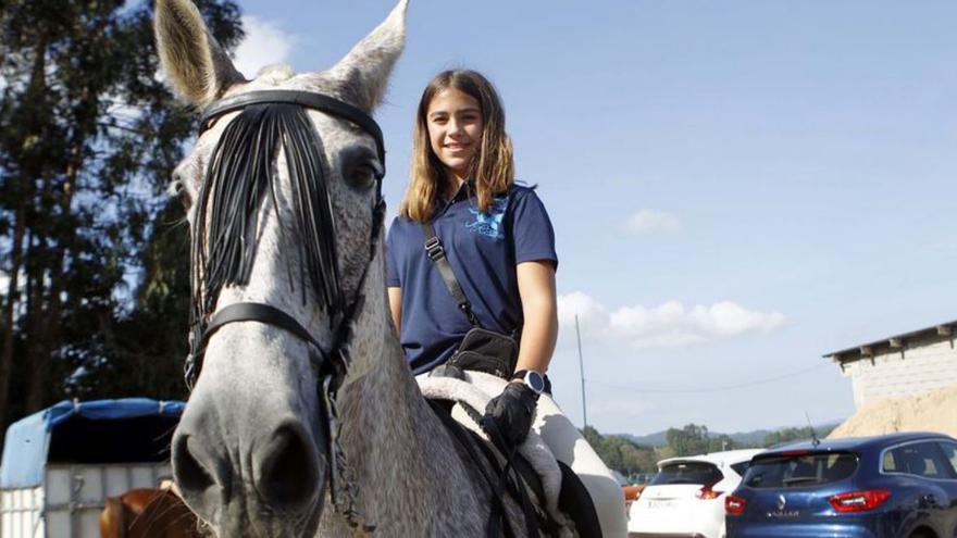 Un viaje por Meis a lomos de un caballo