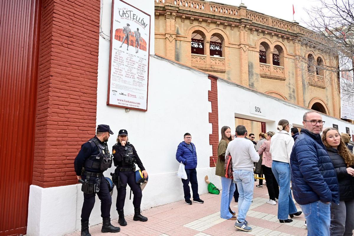 De los aficionados de siempre a los más jóvenes: así fue la tarde de rejones en Castelló
