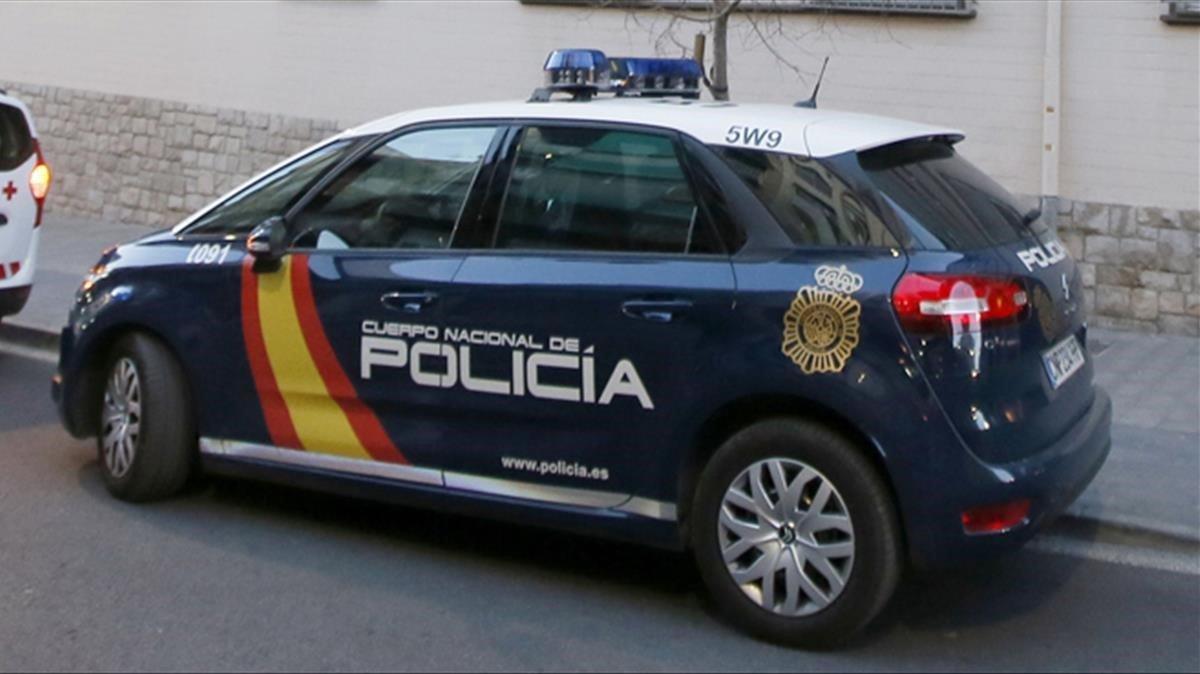 zentauroepp37207196 gra318 alicante 28 01 2017 un coche de polic a y otro de190818163127 zentauroepp37207196 gra318 alicante 28 01 2017 un coche de polic a y otro de190818163127