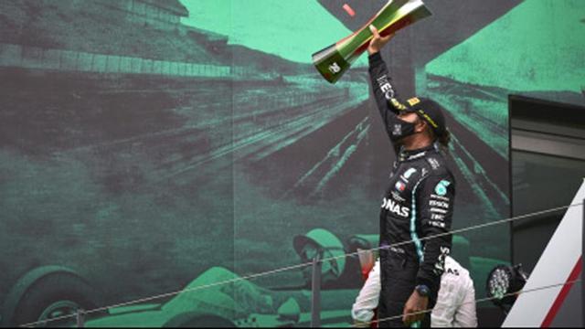 Hamilton da largas a Mercedes | formula1