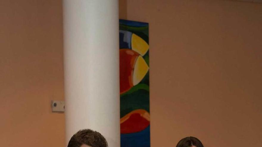 Abel Suárez y Paula Díaz, durante su comparecencia en la sala Mirador del Palacio de Congresos del recinto ferial gijonés.