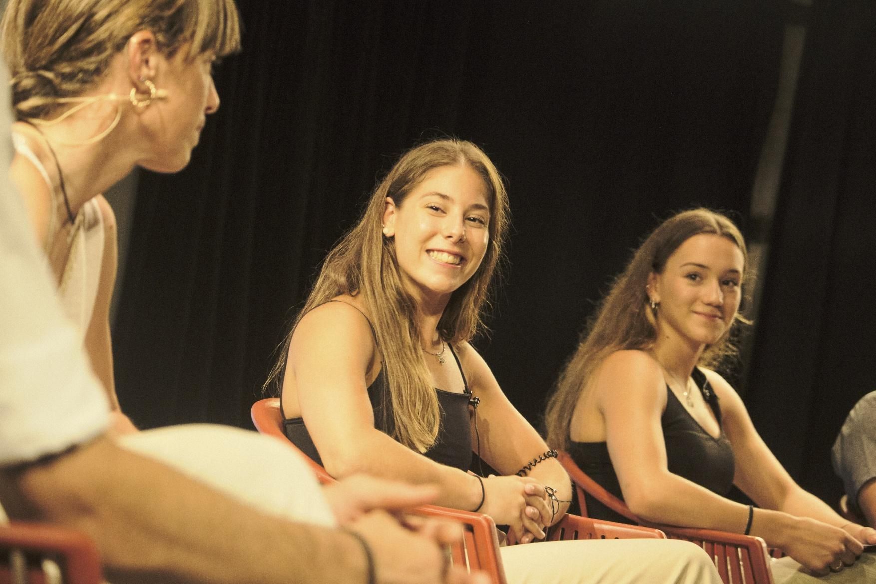 Imatges de la presentació a Manresa de la docusèrie "El millor salt", de l'Egiba