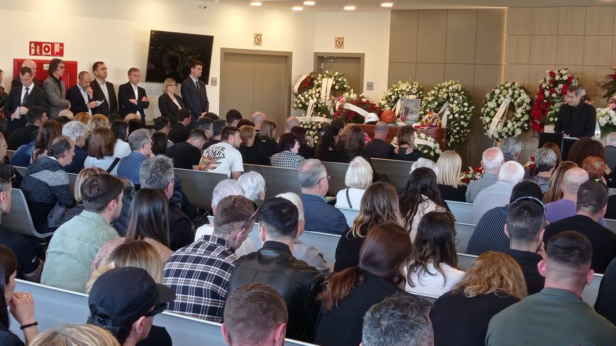 El tanatori de Manresa queda petit per acomiadar Òscar Molina, un dels tres morts a la mina de Súria