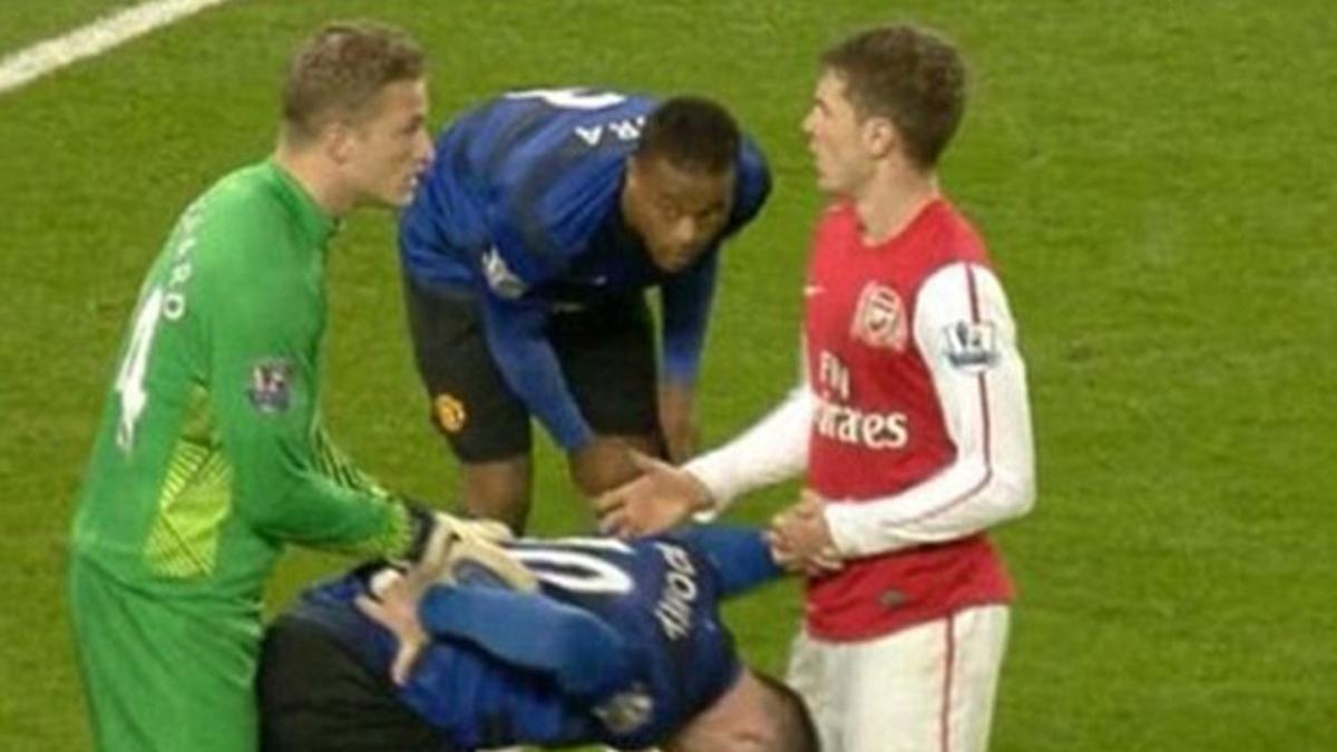 Lindegaard, con Rooney, en una imagen cuando jugaban en el United