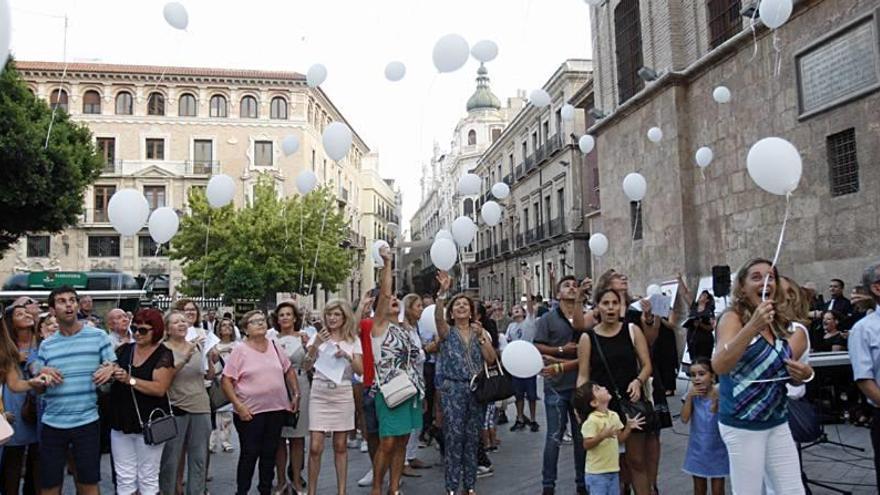 El acto para prevenir los suicidios se celebró ayer por la tarde en Murcia.