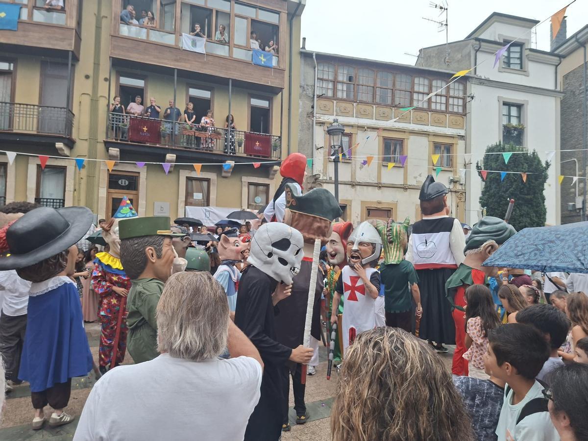 En imágenes: Así fue el chupinazo de las fiestas de Nuestra Señora de la Barca y San Roque En imágenes: Así fue el chupinazo de las fiestas de Nuestra Señora de la Barca y San Roque