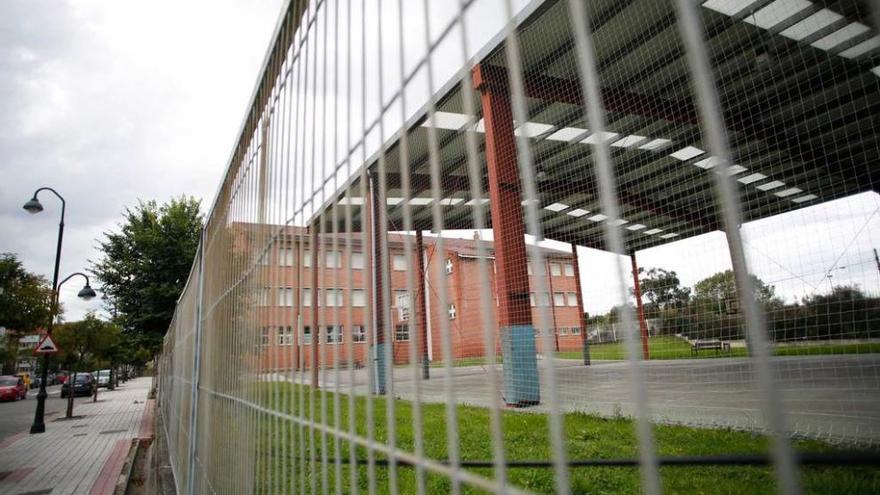 Cancha cubierta del colegio de Raíces Nuevo.