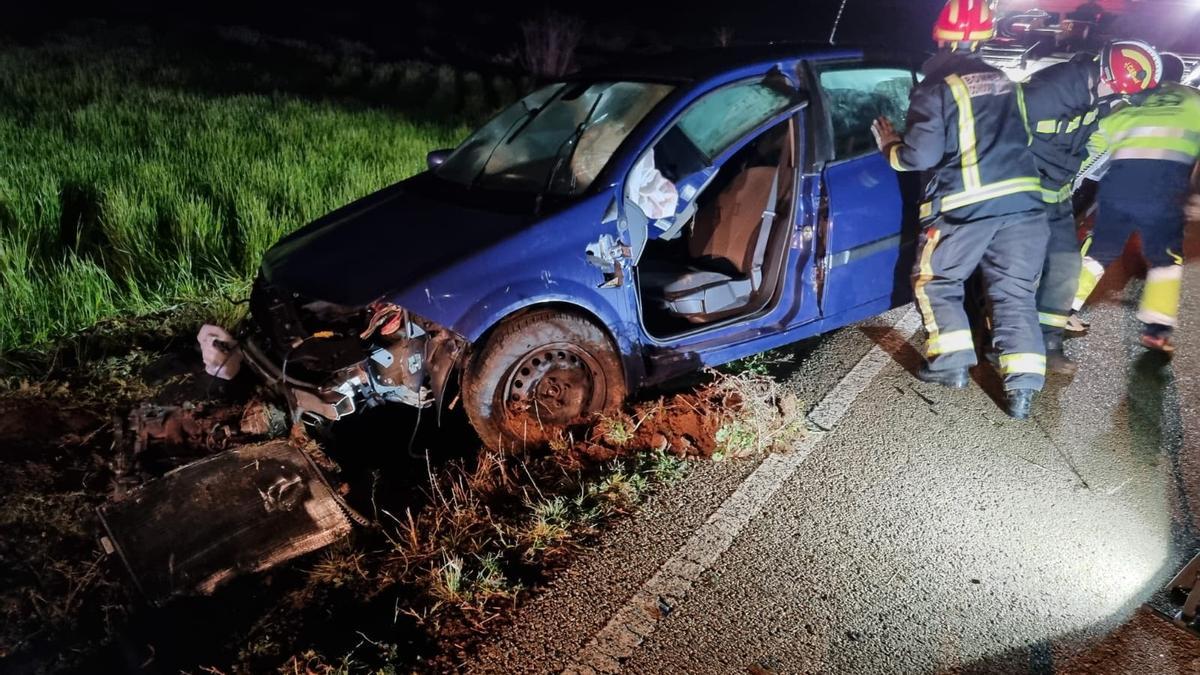 Intervención de los Bomberos de Benavente en el accidente en Cotanes del Monte