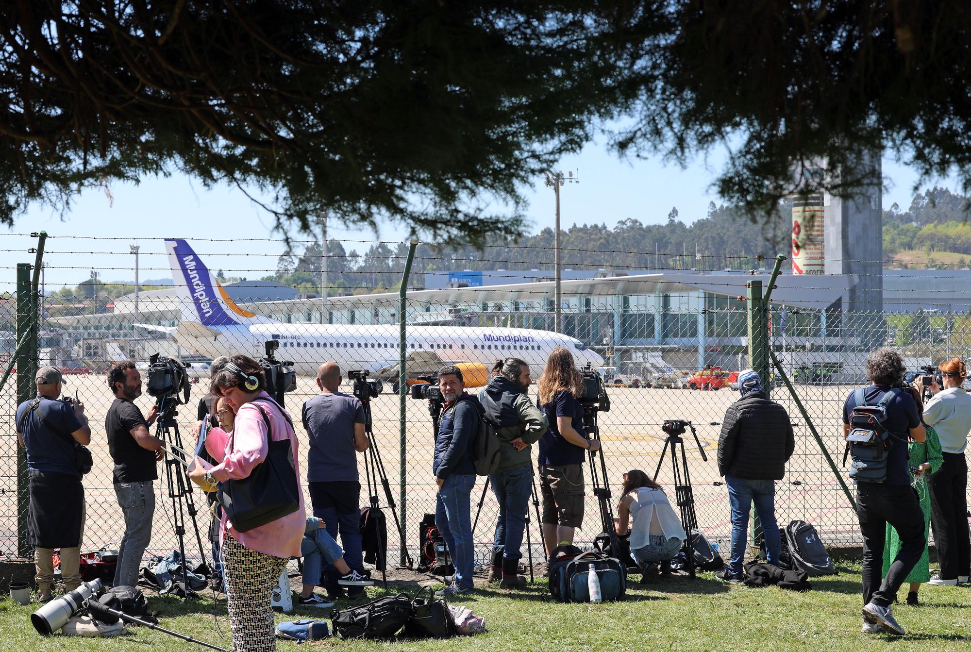 El rey emérito en Galicia: así fue su llegada a Vigo y Sanxenxo