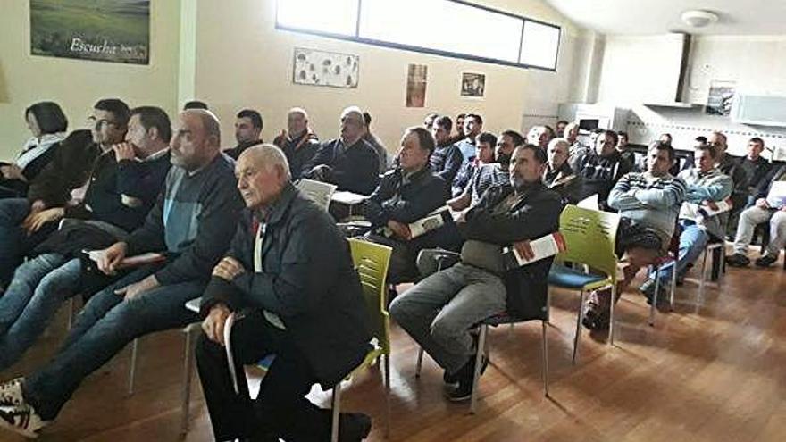 Asistentes a las jornadas técnicas de vacuno celebradas en Rabanales.