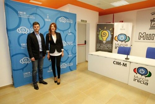 Entrega de los premios Cátedra de Emprendedores de la UMU en el CIM-M