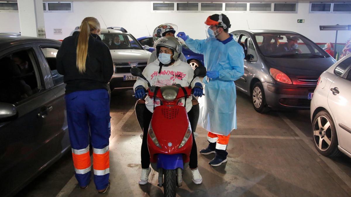 Autocovid del centro sanitario Carlos Castilla del Pino.