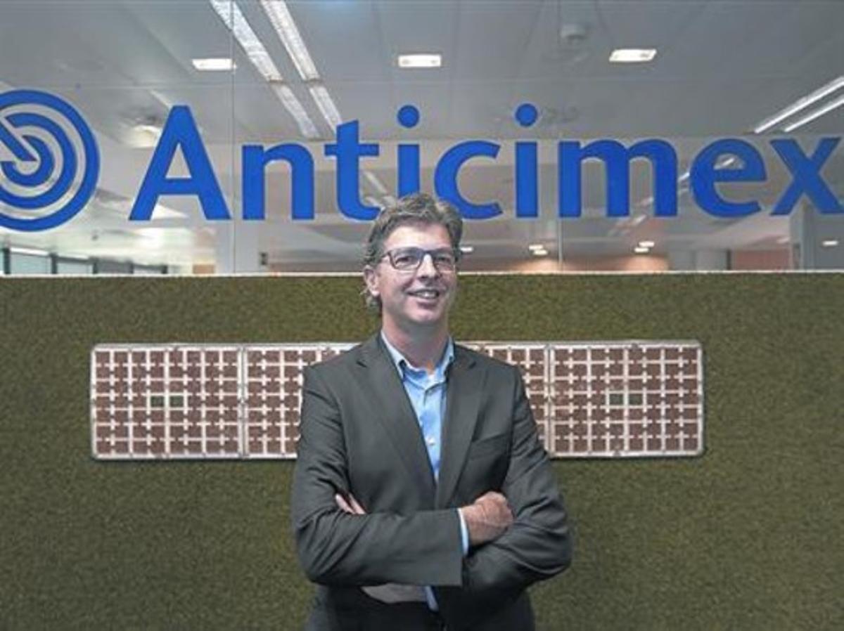 TECNOLOGIA.Josep Valls, director general d’Anticimex Espanya, a la seu de la companyia, a Sant Cugat del Vallès. TECNOLOGIA.Josep Valls, director general d’Anticimex Espanya, a la seu de la companyia, a Sant Cugat del Vallès.