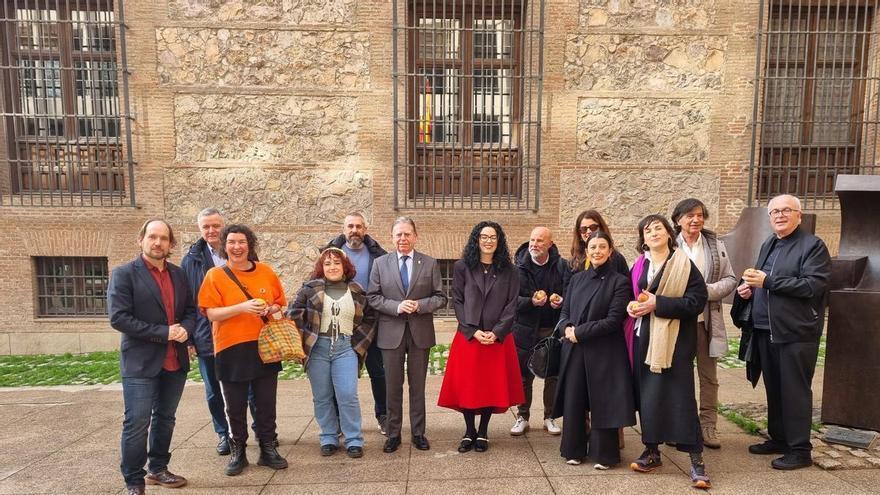 Los miembros de la candidatura de Oviedo a la Capital Europea de la cultura, hoy en Madrid