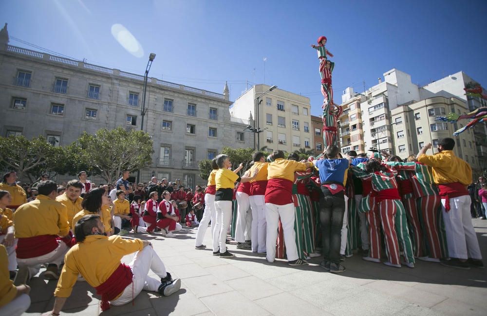 La conlloga de Castelló realiza la primera muixeranga de cinco alturas