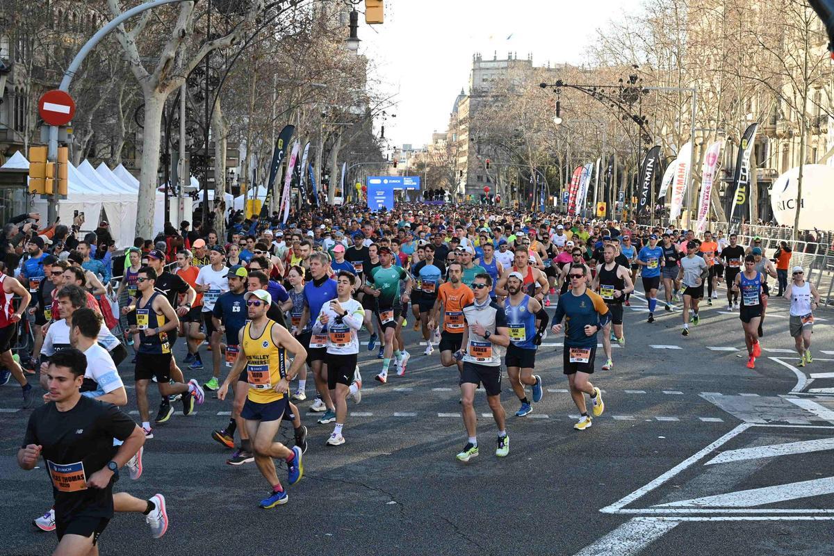 ¿Has participado en la Marató de Barcelona 2024? ¡Búscate en las fotos¡