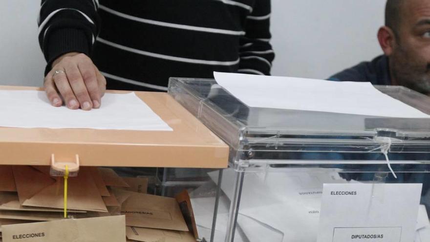 Las urnas se abrirían para 27.000 jóvenes si se rebajara la edad mínima para votar.