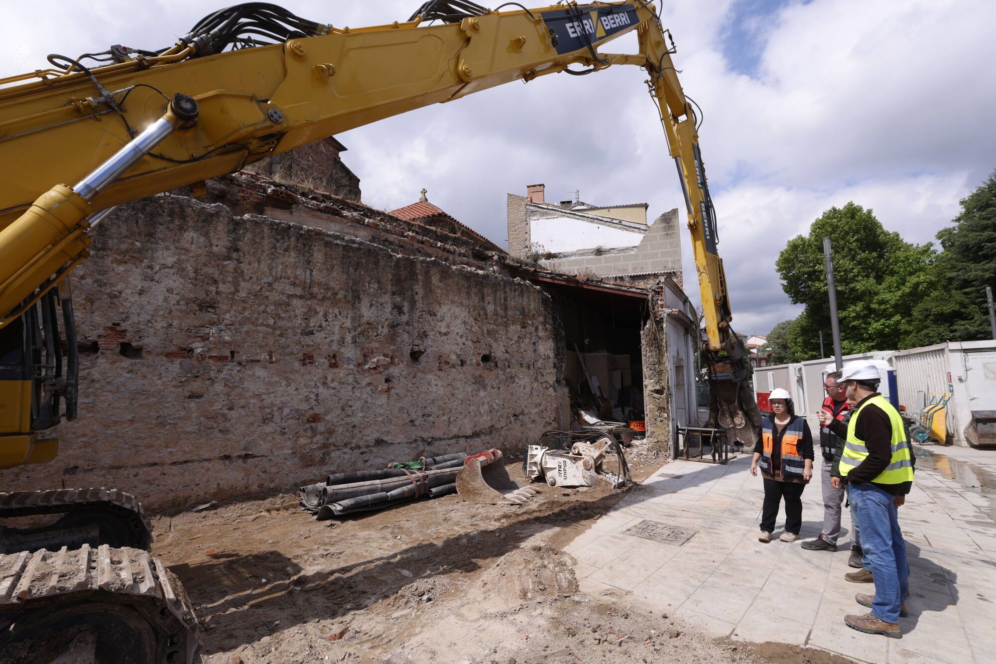 En imágenes: Las obras de la muralla de Avilés avanzan
