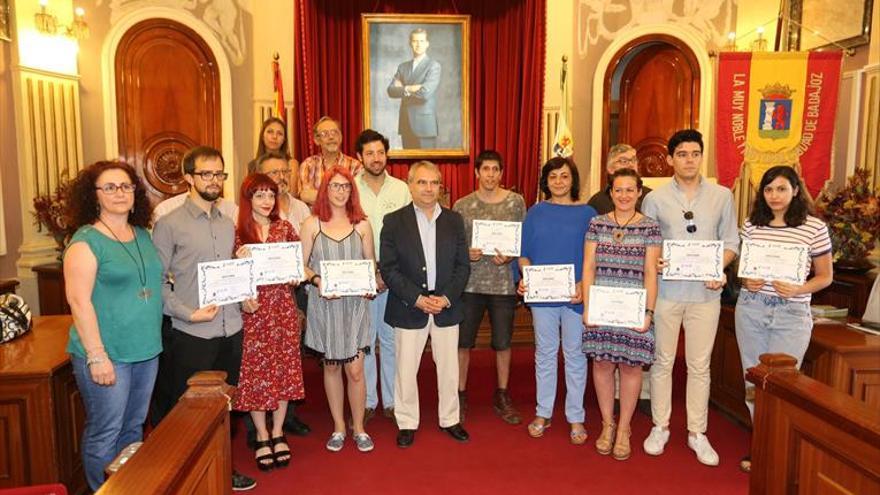 Los premios Jaba de Badajoz reúnen 155 obras de 58 jóvenes artistas