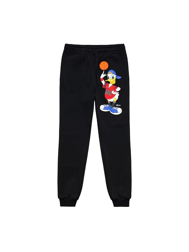 Todas las imágenes de la colección de Moschino x H&M: pantalón de chándal Disney