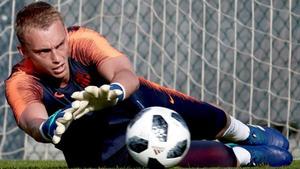 Jasper Cillessen, durante el último entrenamiento previo a la final de Copa.