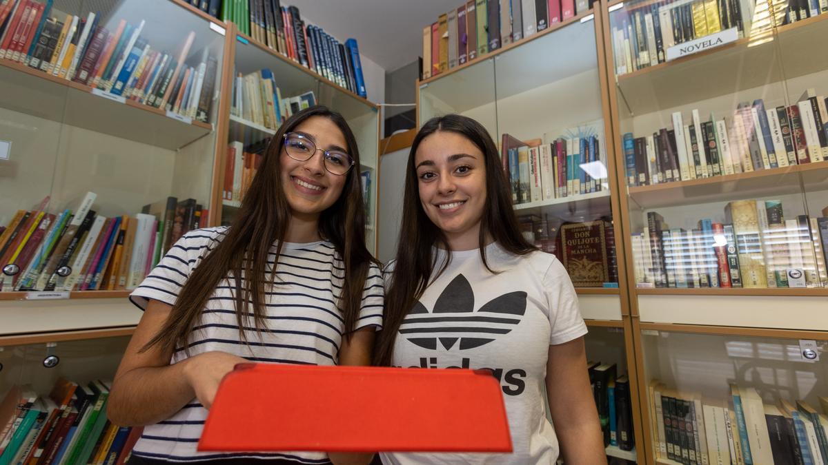 Alumnas del María Blasco en las olimpiadas de estadistica a nivel Europeo.