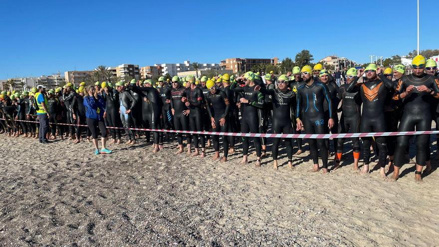 Triatlón olímpico de éxito en Canet