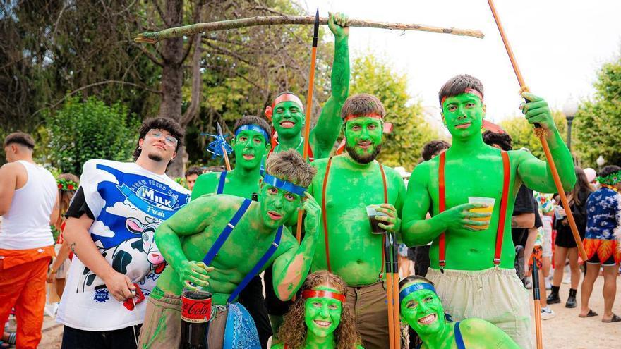 Redondela se convirtió en el epicentro festivo de la comarca en pleno agosto con la celebración de su emblemático Entroido de Verán