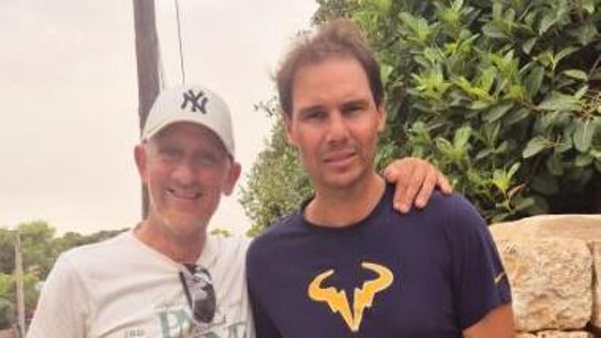 La fotografía que se tomó el turista tras llamar a la puerta del domicilio de Rafa Nadal