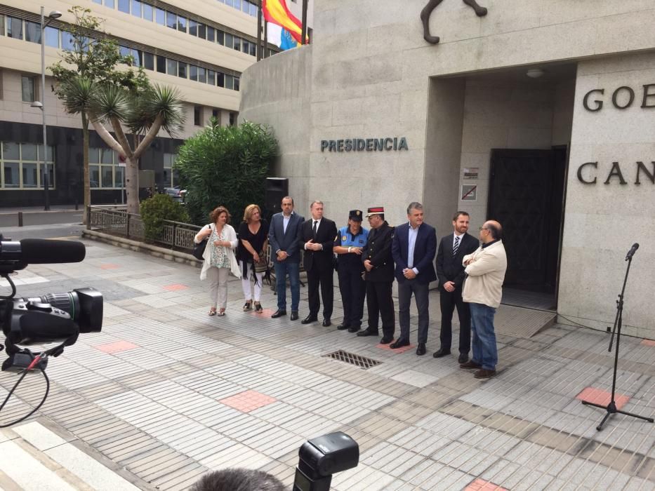 Izado de la bandera de Cataluña en Presidencia de Gobierno