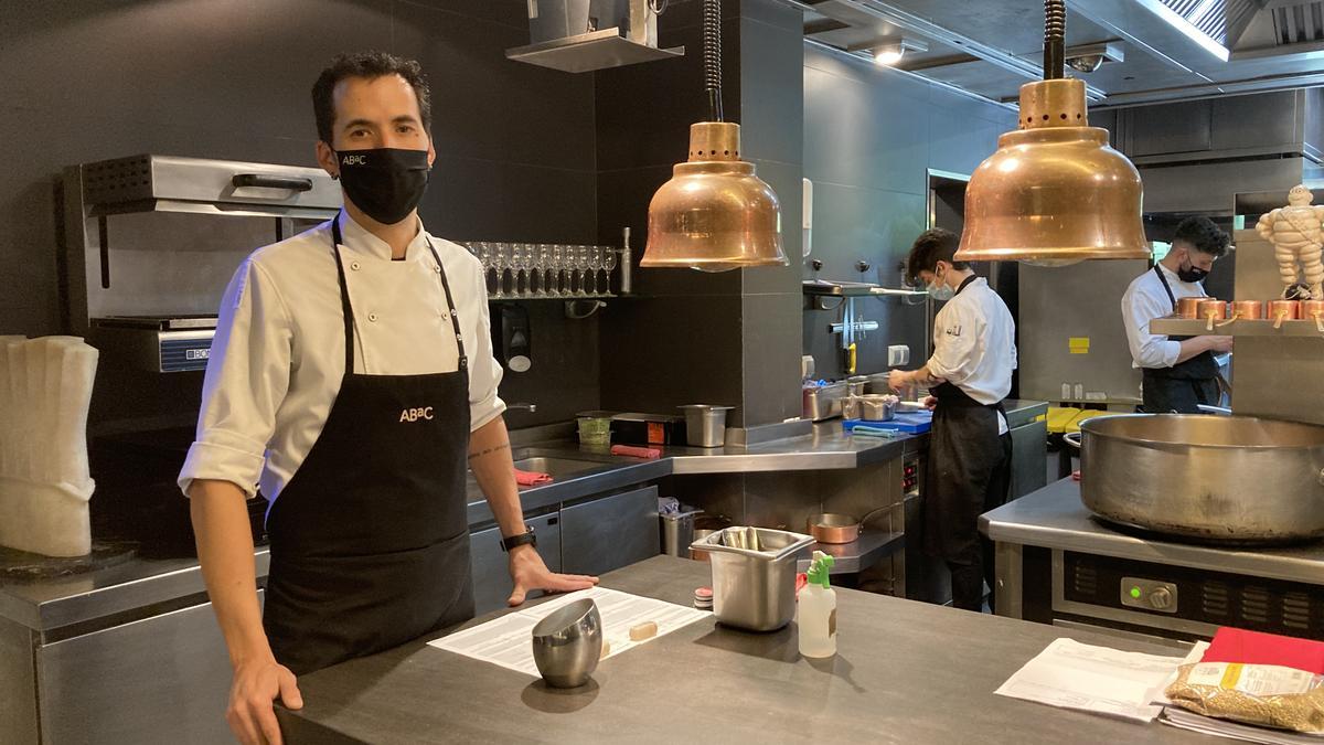 Quim Gabarro a la cuina de l'Abac Restaurant