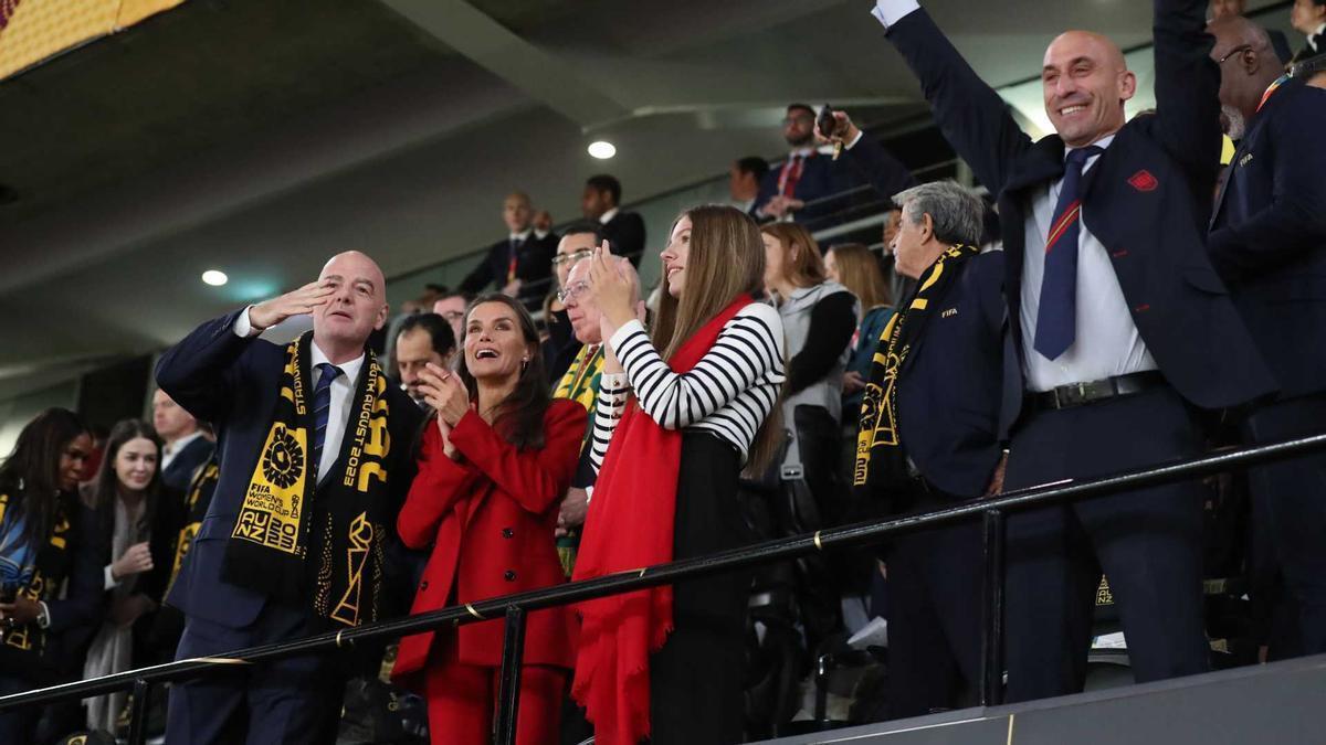 Luis Rubiales, a la llotja presidencia de l'estadi de Sidney