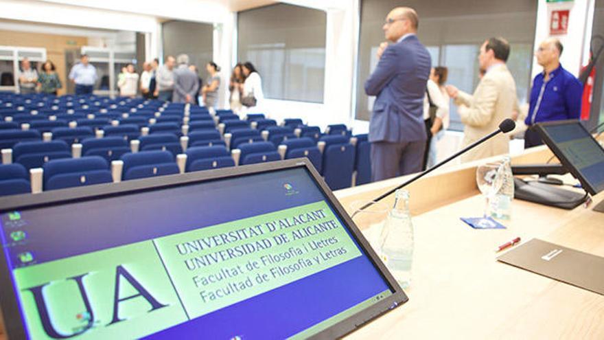 Facultad de Filosofía y Letras de la Universidad de Alicante.