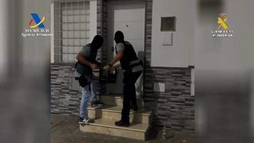 Vídeo | Desmantelados tres cultivos ‘indoor’ de marihuana en Osuna