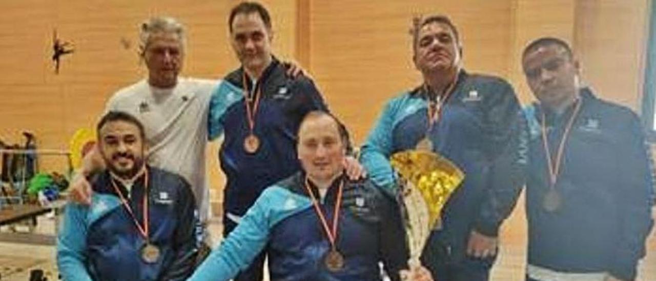 De arriba abajo y de izquierda a derecha, Lodario Ramón, Celestino Díez, Jorge Álvarez, Pablo González, Miguel Menéndez y David Fernández.